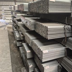 Perfil de Acero en <span class=keywords><strong>L</strong></span> de Acero al Carbono Laminado en Caliente de Calidad Superior para Estructuras de Construcción, Suministro Directo de Fábrica - Product Image 1