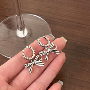 Yinruitai S925 Sterling Silver Bow <b>Stud</b> <b>Earrings</b> For Women Everyday Wear Light Luxury <b>Fine</b> Jewelry - Product Image 2