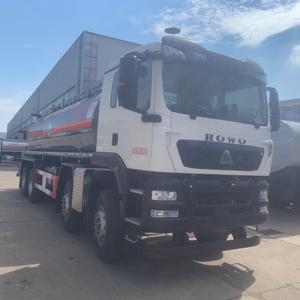 Camión <span class=keywords><strong>Cisterna</strong></span> HOWO 6x4 con Transmisión Manual, Nuevo, Capacidad de 30000L, Motor de 251-350hp, Capacidad de Carga de 11-20T - Product Image 1