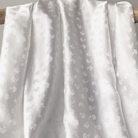 Haute qualité italien satin de soie jacquard tissu soie viscose jacquard tissu luxe vêtement soie tissu