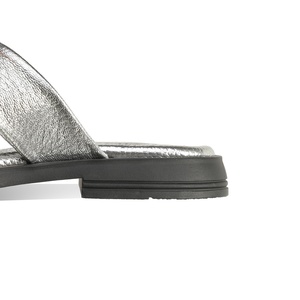 <span class=keywords><strong>Sandali</strong></span> piatti <span class=keywords><strong>da</strong></span> donna in pelle PU <span class=keywords><strong>comodi</strong></span>, con cinturino intrecciato <span class=keywords><strong>argento</strong></span> metallizzato, slip-on, antiscivolo, per primavera/estate - Product Image 6