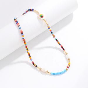 قلائد مطرزة بالخرز على الطراز العرقي ، لآلئ طبيعية مقترنة بقلادة نسائية مطرزة بالخرز من ميوكي. - Product Image 1