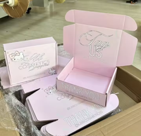 Boîtes d'expédition pliables faites à la main avec logo personnalisé, finition mate, lamination UV, papier kraft noir, emballage cadeau avec fente