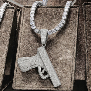 J&C Diseño 3D Joyería Fina Colgantes y Dijes Iced Hiphop Plata de Ley 925 Pistola Linda Certificada para Mujer Collar de Moissanita - Product Image 3
