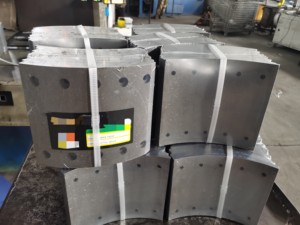 Sistem Rem Otomatis Kualitas Tinggi Kampas Rem Truk Keramik Pasokan Pabrik Blok Kampas Rem Kustom - Product Image 6