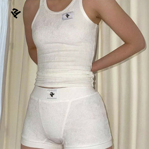 Completo da donna in spugna bianca: Top corto e <span class=keywords><strong>pantaloncini</strong></span> a vita alta, set 2 pezzi, tuta felpata personalizzata, completo estivo 2026 - Product Image 3