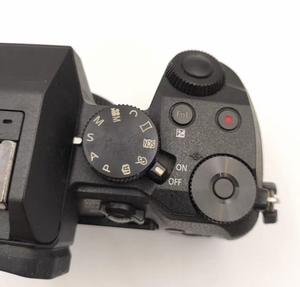 Appareil photo numérique d'occasion <span class=keywords><strong>Lumix</strong></span> DMC-<span class=keywords><strong>G7</strong></span> 16MP avec monture M4/3 et enregistrement vidéo 4K - Product Image 5