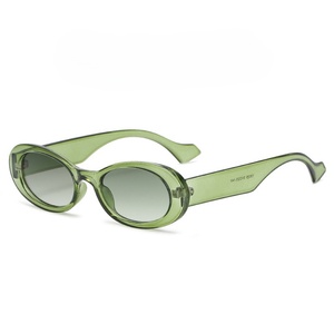 Gafas de Sol Unisex de Moda en Oferta, Protección UV400, Lentes con Logotipo Personalizado, Monturas Ovaladas de PC, Diseño Metálico Ancho, Estilo Vantage, para Playa y Fiestas - Product Image 6