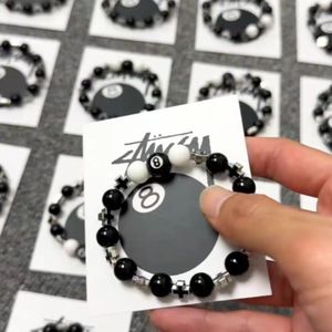 กำไลข้อมือลูกปัดวินเทจ<span class=keywords><strong>8</strong></span>เม็ดงานแฮนด์เมดดีไซน์ใหม่สร้อยข้อมือลูกปัดไขว้สีดำสีขาวสำหรับผู้ชายเครื่องประดับสไตล์พังก์สำหรับวันครบรอบ - Product Image 3