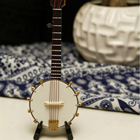 Model Instrumen Banjo Mini dengan Penyangga, Ornamen Dekorasi Rumah dari Kayu, Aksesori Rumah Boneka & Hadiah Pajangan Meja