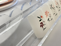 Yeşil Arka Planlı Mahjong Oyunu, Oymalı JOKER Rüzgar Ejderhası Çiçekli Taşlar, Retro Amerikan Tarzı Oyun, Işıklı Zarlarla