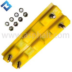 وسادة مسار عالية الجودة 260*120 مم لآلات تمهيد الأسفلت M2000/M1900/M1200، وسادة مشي بولي 2411111 لآلة تفريز الطرق - Product Image 2