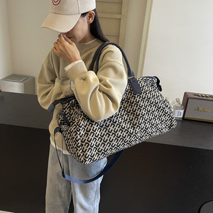 Bolsa de Viaje Portátil de Gran Capacidad, Ligera, para Viajes Cortos, Bolsa Deportiva y de Fitness para Mujer - Product Image 1