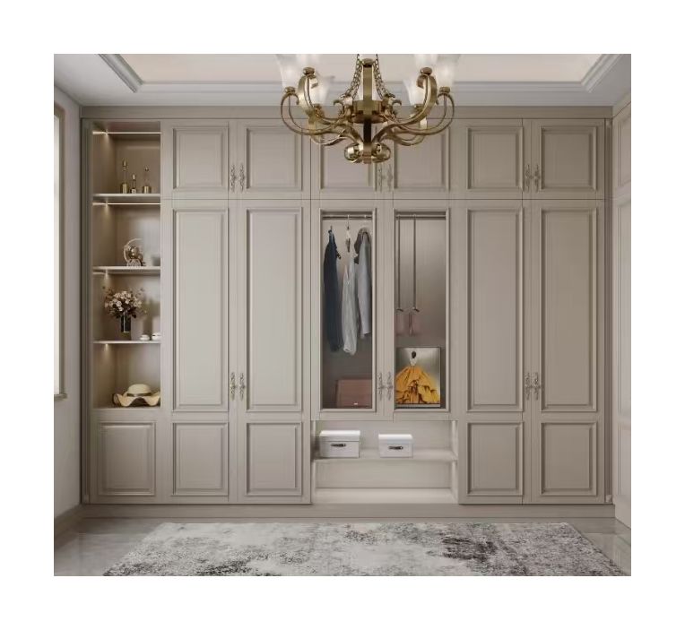 สีขาวครีม