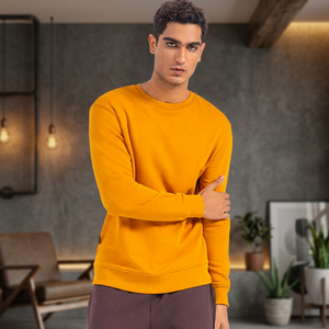 Sweat-shirt à col rond pour homme, couleur unie, coupe classique, tricot en coton, pull décontracté pour l'automne, jaune - Product Image 2