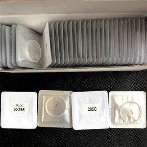 日付機能カスタムロゴダイヤルドーム型サファイアガラス時計デイウィンドウ付き - Product Image 1