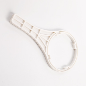 Clé universelle blanche de 10 pouces pour purificateurs d'eau et bouteilles filtrantes standard pour boîtier de filtre à eau - Product Image 1