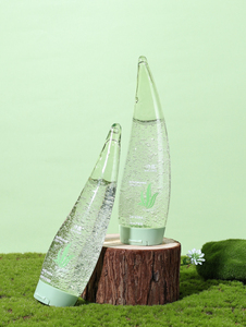 Gel hydratant et nourrissant à la Laitue <span class=keywords><strong>Vera</strong></span> pour le visage, avec <span class=keywords><strong>bienfaits</strong></span> revitalisants et raffermissants pour la <span class=keywords><strong>peau</strong></span> et l'élimination des imperfections - Product Image 1