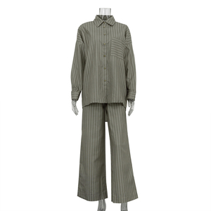 Camisa abotonada con bolsillo en el pecho largo y <span class=keywords><strong>espalda</strong></span> corta en la parte delantera a rayas de dos tonos y pantalones de pierna <span class=keywords><strong>ancha</strong></span>, conjunto informal de 2 piezas, <span class=keywords><strong>ropa</strong></span> de <span class=keywords><strong>mujer</strong></span> de otoño 2024 - Product Image 4