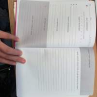 Journal de Santé Mentale Personnalisé à Couverture Rigide en Lin, pour l'Anxiété et Suivi Guidé, Pages Classiques Conçues, Carnet Premium de Haute Qualité