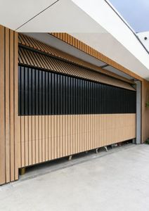 Porte <span class=keywords><strong>de</strong></span> <span class=keywords><strong>garage</strong></span> insonorisée en aluminium à lattes pour un <span class=keywords><strong>garage</strong></span> familial paisible - Product Image 3