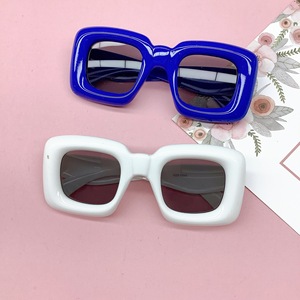 2023 occhiali da <span class=keywords><strong>sole</strong></span> per bambini occhiali da <span class=keywords><strong>sole</strong></span> per bambini con montatura quadrata personalità della moda net celebrity y2k new trendy vintage sun shades - Product Image 3