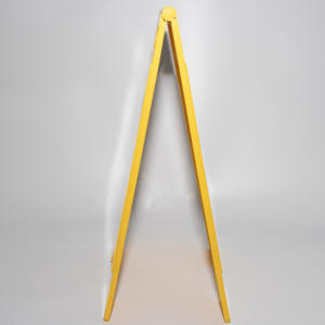 Un cartello di plastica per pavimento bagnato - Product Image 3