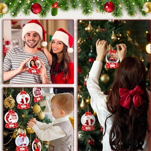 24 Piezas de Adornos Navideños con Forma de Bola de Nieve, Adornos de Madera con Marco para Fotos Navideñas, Adornos Colgantes Navideños - Product Image 4
