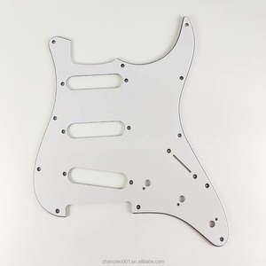PVC 11-lỗ ST Scratch tấm guitar cho <span class=keywords><strong>Pickguard</strong></span> duy nhất guitar điện phụ tùng thay thế với 4 màu sắc Guitar phụ kiện - Product Image 1