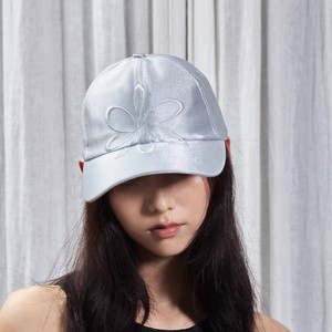 Casquette à visière 6 panneaux en PVC brodée argentée style Wasteland, protection solaire, effet amincissant coréen, haut de gamme, unisexe, en promotion - Product Image 2
