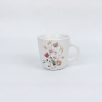 Service de table en porcelaine de 16 pièces, vaisselle en céramique émaillée, service de table en céramique avec bordure décorative