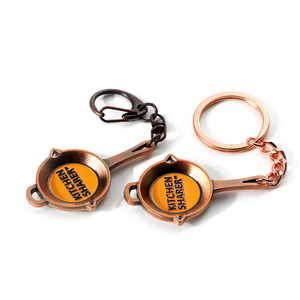 Precio de fábrica Logotipo personalizado Grabado láser Código Qr 3D Pan Llavero Aleación de zinc Esmalte Cocina Mini Cocina Llavero de metal Llavero - Product Image 2