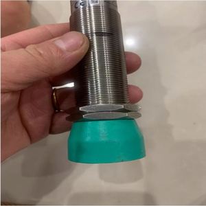 UC4000-30GM-IUR2-V15 เซ็นเซอร์อัลตราโซนิกสำหรับวัดระดับและวัดระยะใกล้สำหรับอุปกรณ์ไฟฟ้า - Product Image 4