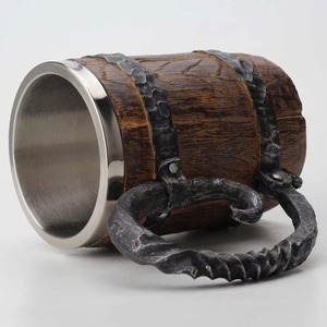 Boccale da Birra Stile Vichingo Simulazione <span class=keywords><strong>Botte</strong></span> in <span class=keywords><strong>Legno</strong></span> Tazza da Birra a Doppia Parete in Metallo Isolato 1 Pezzo per Bar - Product Image 5
