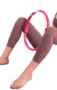 Anneau de Pilates YiMi en gros <span class=keywords><strong>pour</strong></span> usine, <span class=keywords><strong>cercle</strong></span> professionnel d'entraînement d'équilibre <span class=keywords><strong>pour</strong></span> le yoga et l'exercice des <span class=keywords><strong>cuisses</strong></span>, en EVA et TPR, 38 cm - Product Image 4