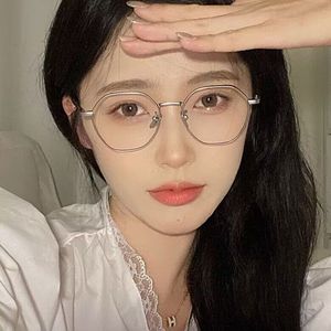 セクシーな高級女性眼鏡フレーム2024ブランドデザイン近視眼鏡レディースアンチブルーライトメガネ - Product Image 6