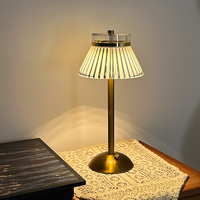 Retro LED Metall-Tischlampe Wiederaufladbar für Esszimmer, Außentische, Cafés und Nachttische Als Berührungsaktiviertes Nachtlicht