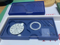 Outils et pièces de montre-bracelet petites boîtes de rangement en plastique avec plateaux de placement de pièces cadrans d'aiguilles de montre pour l'organisation
