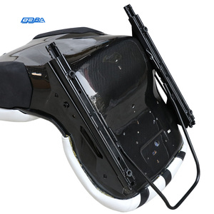 Sièges en fibre de carbone blanche, hautement ergonomiques et offrant un excellent soutien, pour Lamborghini Aventador - Product Image 2
