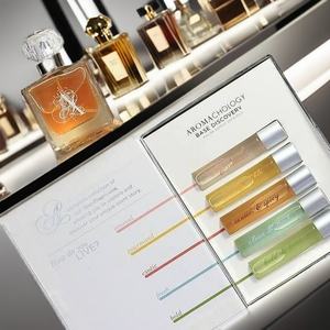 Caja Rígida Crown Win con Estampado en Relieve Dorado, Laminación Mate Desvaneciente, Barnizado con Recubrimiento UV, Forro de Esponja, Tapa y Base Incluidas - Product Image 3