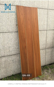 Suelo de madera maciza de alta calidad Nuevo de tres capas resistente al desgaste Antiincrustante Fácil de instalar - Product Image 4