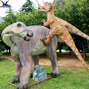 Deinonychus animatronique grandeur nature attaquant un Iguanodon, combat réaliste de dinosaures, parc d'aventure jurassique, centre commercial intérieur - Product Image 1