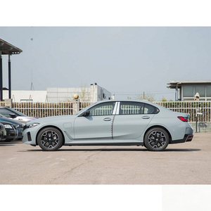 <span class=keywords><strong>BMW</strong></span> I3 2025 EDrive 40 L M Sport Shadow Sedán Eléctrico Usado, Bajo Kilometraje - Product Image 3