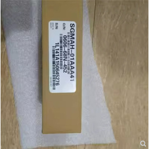 Servoaccionamiento Yaskawa SGMMS-04ADC6S Entrada de 200V CA para Control de Motores Industriales - Product Image 3