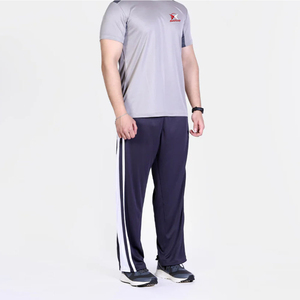 T-shirt de sport pour homme personnalisé avec logo, t-shirt d'entraînement à séchage rapide, vêtements de sport pour homme, t-shirt de fitness pour la course en plein air - Product Image 4