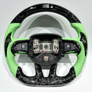 Volants sport en fibre de carbone forgée à LED pour Dodge Charger, Challenger et Grand Cherokee SRT, commande minimum d'une pièce - Product Image 1