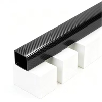 Tube en fibre de carbone carré brillant léger OEM/ODM en gros avec logo personnalisé pour unité de charge robotique