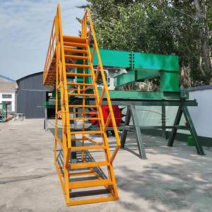 صناعة الأسمدة العضوية عجلة معدات تحويل السماد العضوي تيرنر السماد العضوي لإدارة النفايات بكفاءة - Product Image 1