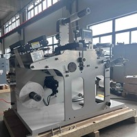 Machine de découpe rotative compacte RTMQ-520B, modèle amélioré, pour rouleaux d'étiquettes autocollantes, avec moteur servo et système d'élimination des déchets