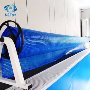 Cubierta de Piscina de Burbujas de PE Ligera Personalizada por el Fabricante con Enrollador Manual a Prueba de Polvo para Piscinas - Product Image 1